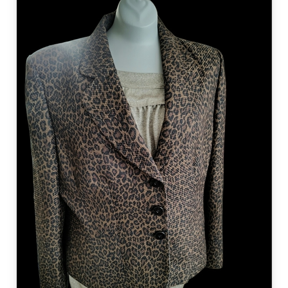 LeSuit blazer, leporid print